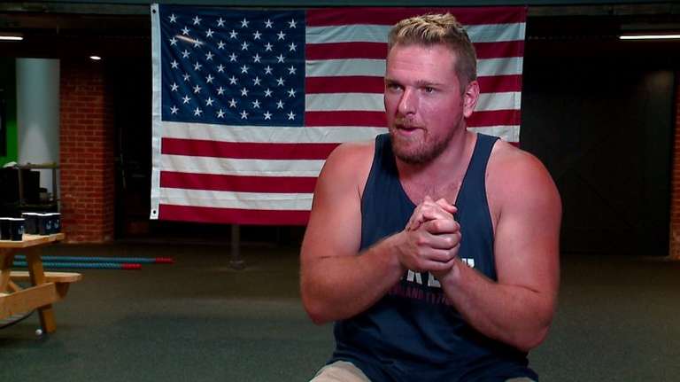 Pat McAfee Announces He's Signed A New Multi-Year Contract With WWE ...