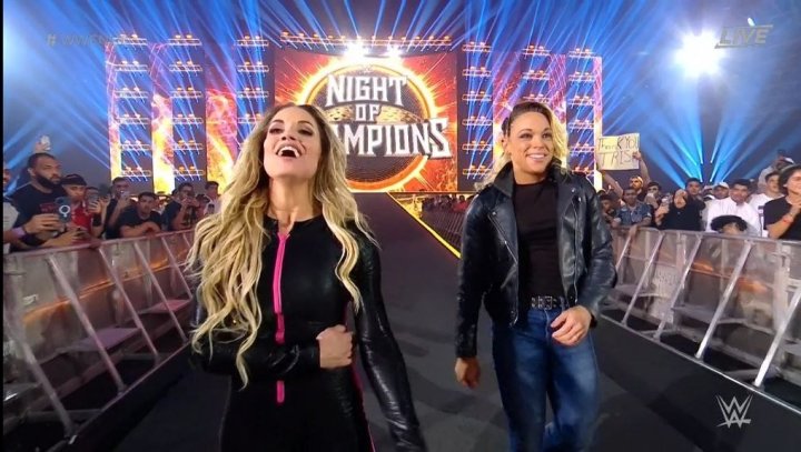 Trish Stratus Victorious Over Becky Lynch At WWE Night Of Champions ...