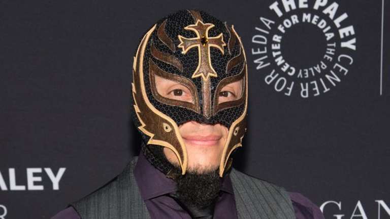 rey mysterio aew