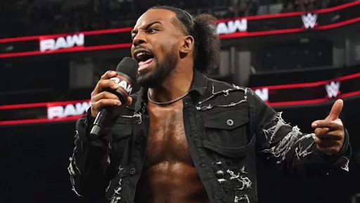 Xavier Woods Reportedly Dealing With Possible Neck Injury
