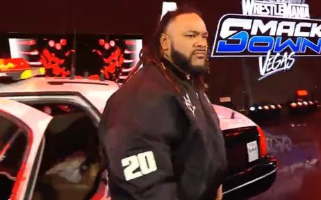 Jacob Fatu Rolls Into SmackDown In Cop Car Before WrestleMania 42