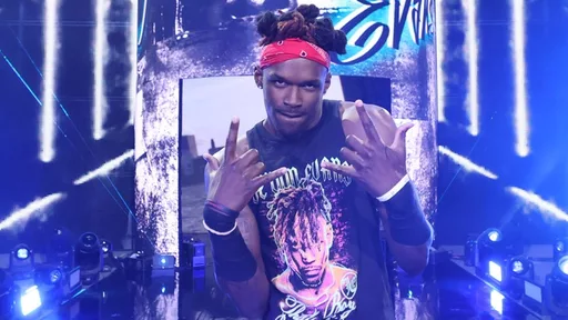Je’Von Evans Makes WWE SmackDown Debut Ahead of Worlds Collide