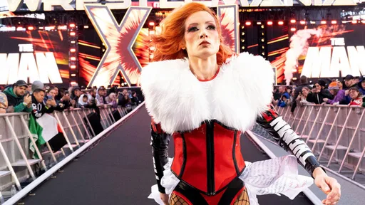 Becky Lynch Says She Will Not Attend WWE Raw Tonight As Legal Fight Escalates