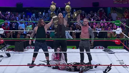 The Wyatt Sicks Invade AAA, Target Pagano and Psycho Clown's Tag Team Titles