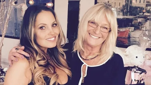 Trish Stratus Announces Heartbreaking Loss Of Her Mother