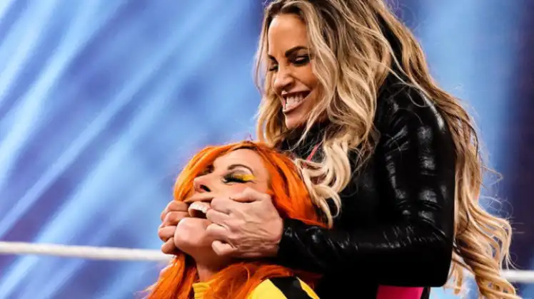 Becky Lynch vs. Trish Stratus – Steel Cage Match: WWE Payback 2023  highlights 