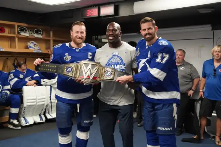 Titus O'Neil presents replica WWE Championship to 2021 Stanley Cup Champion  Tampa Bay Lightning: photos