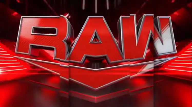 WWE 'Raw': Becky Lynch defends title against Liv Morgan, Big E and Kevin  Owens have steel cage match 