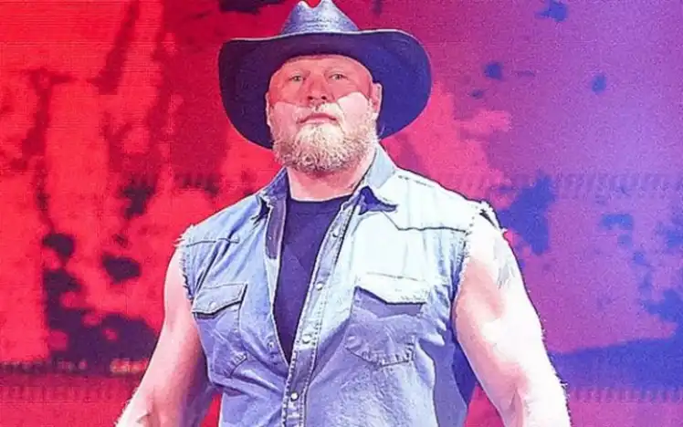 WWE on X: Cowboy Brock breaks the internet. @BrockLesnar @HeymanHustle  #WWERaw  / X